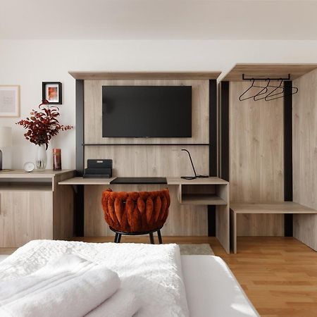 Neu! Apartment Mit Klimaanlage, Nahe Hauptbahnhof Wenen Buitenkant foto