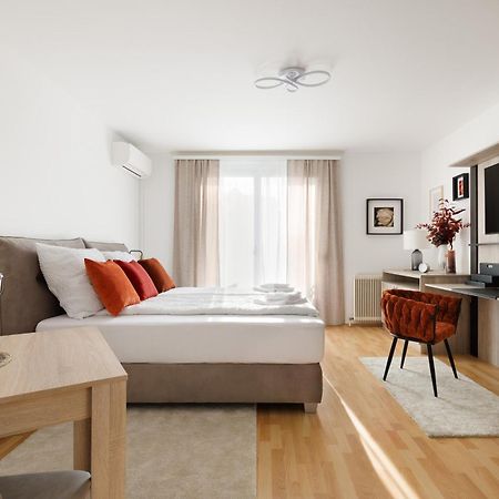 Neu! Apartment Mit Klimaanlage, Nahe Hauptbahnhof Wenen Buitenkant foto