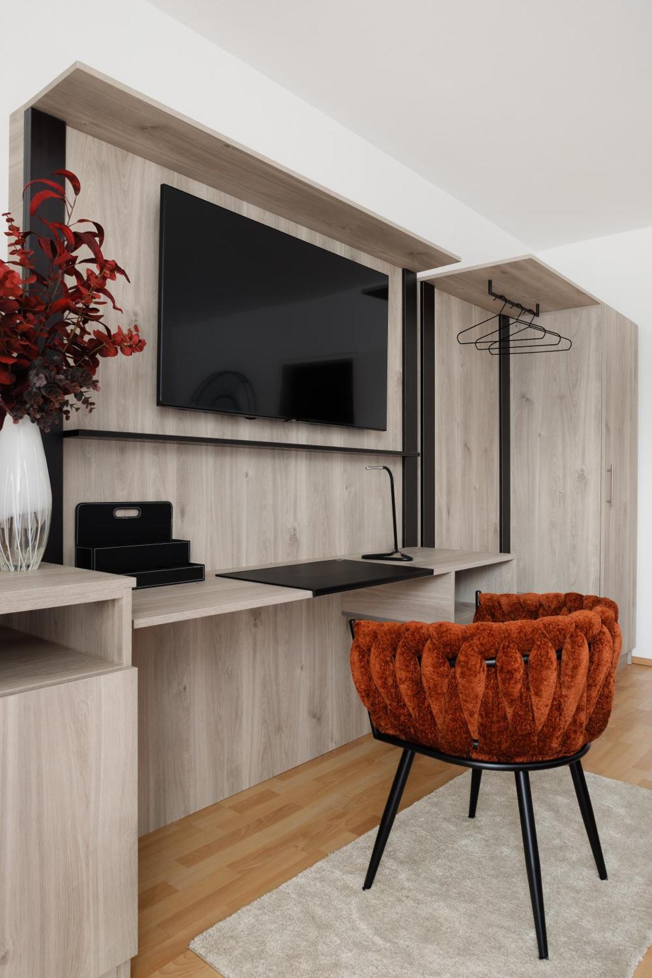 Neu! Apartment Mit Klimaanlage, Nahe Hauptbahnhof Wenen Buitenkant foto