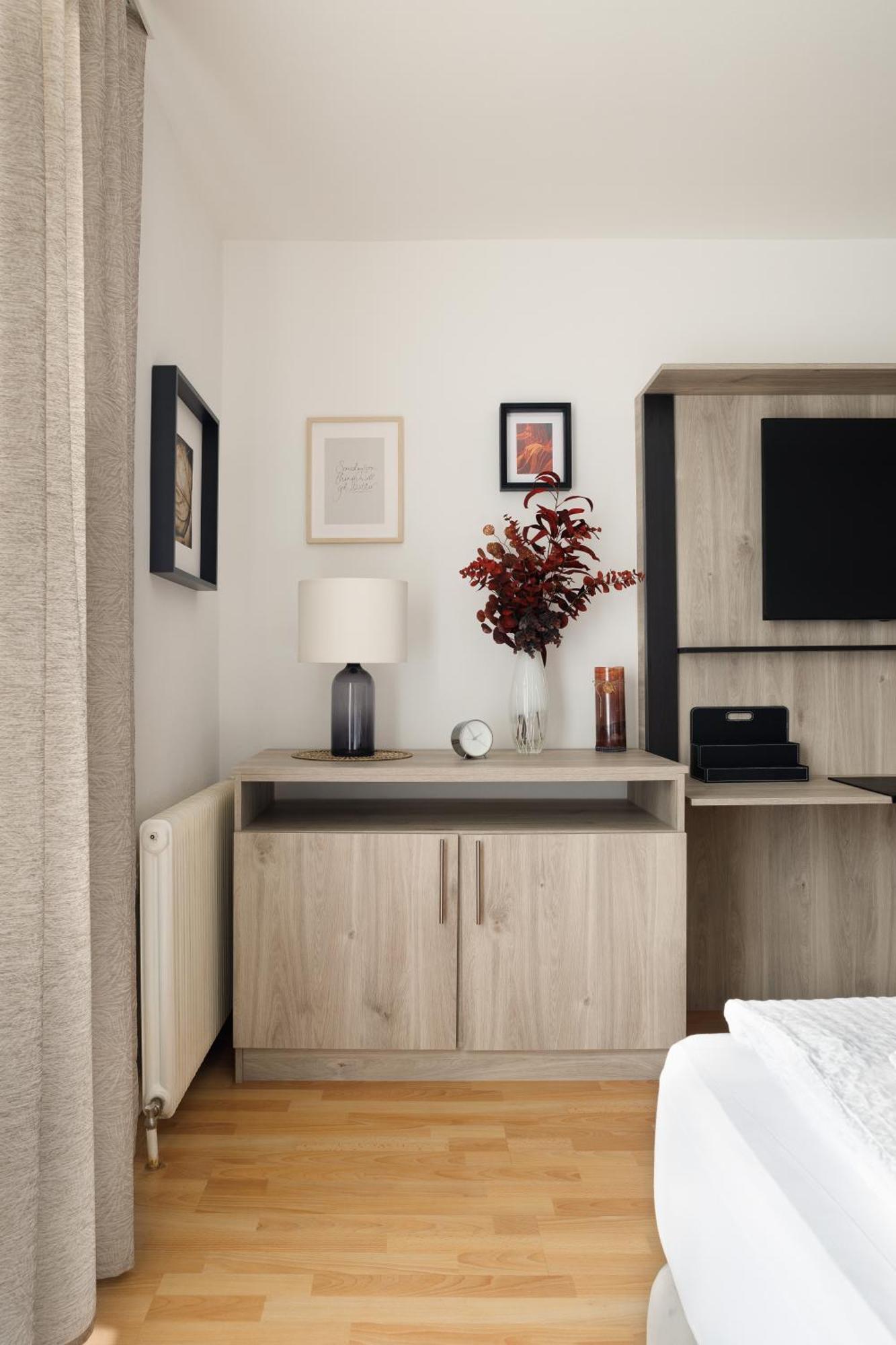 Neu! Apartment Mit Klimaanlage, Nahe Hauptbahnhof Wenen Buitenkant foto
