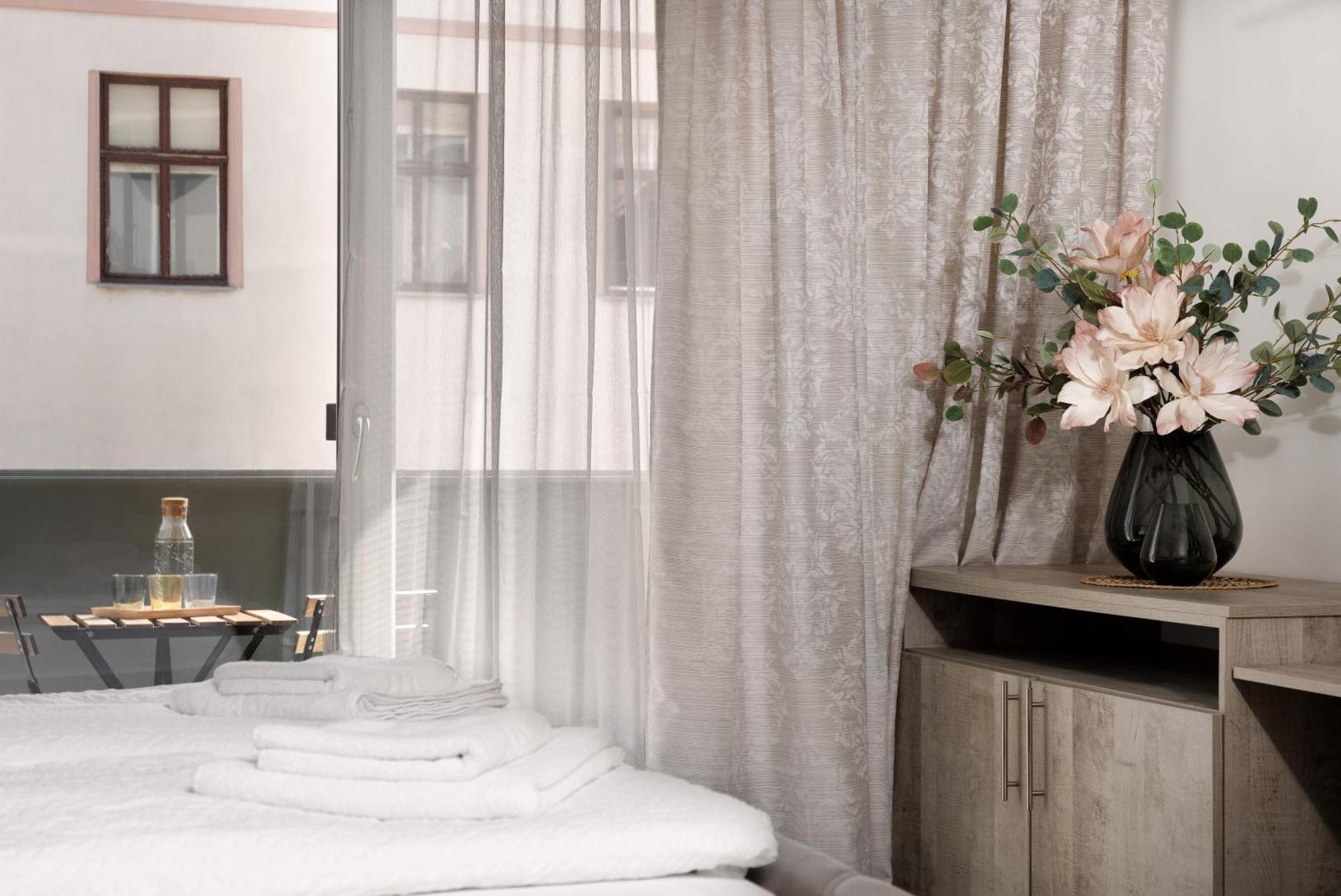 Neu! Apartment Mit Klimaanlage, Nahe Hauptbahnhof Wenen Buitenkant foto