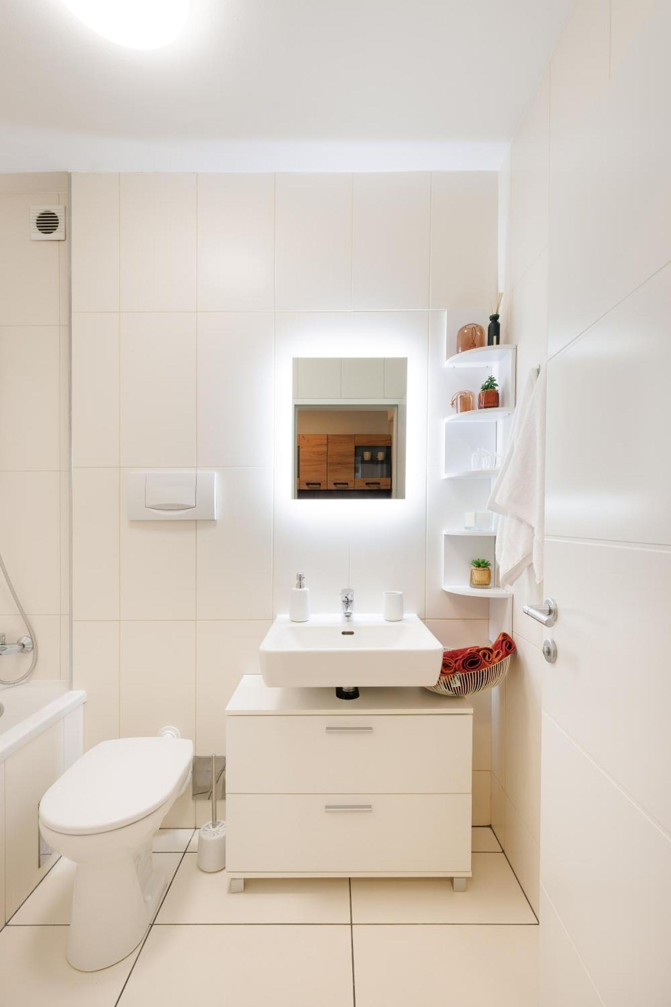 Neu! Apartment Mit Klimaanlage, Nahe Hauptbahnhof Wenen Buitenkant foto